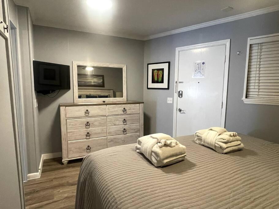 Beachin It!-Oceanview Updated 2024, King Bed Bikes Hilton Head Island Eksteriør billede